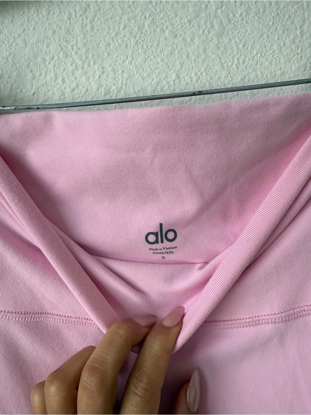 ALO Yoga High-Waist Leggings in Light Pink